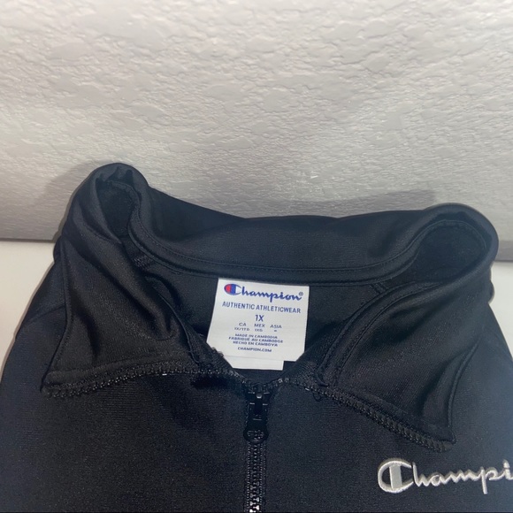Champion Black & White track jacket - Picture 2 of 5